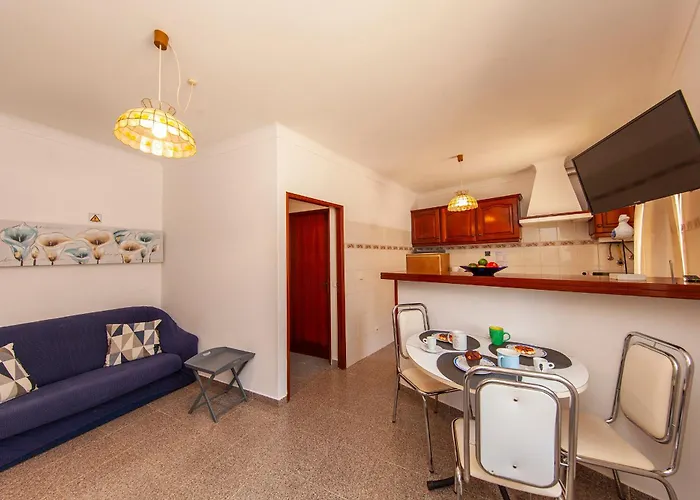 Sweet Spot Marina Apartments